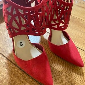 Jessica Simpson heels